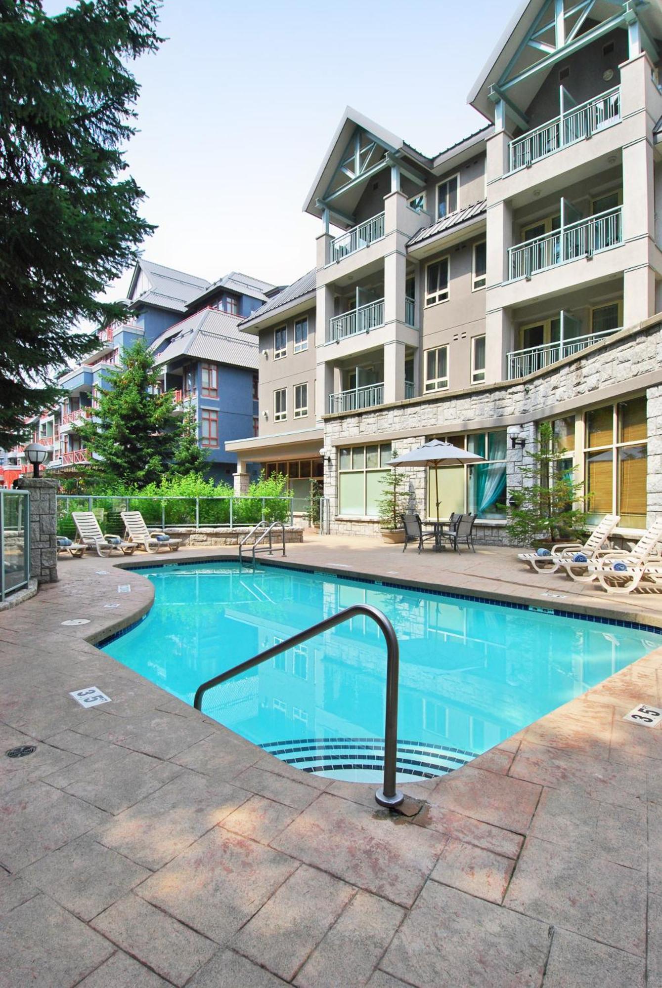 ซัมมิต ลอดจ์ บูทิก โฮเต็ล วิสต์เลอร์ Hotel ภายนอก รูปภาพ